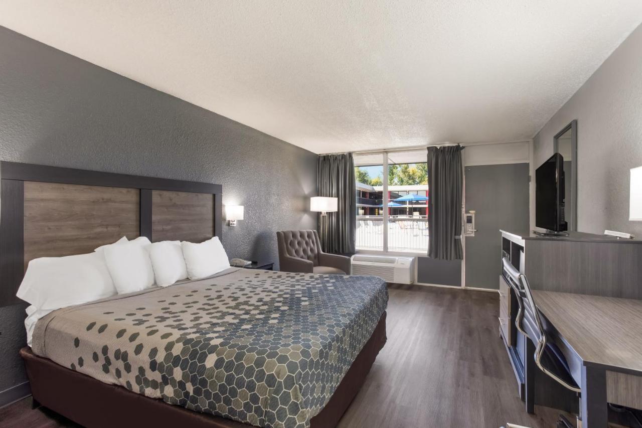 Econo Lodge Cave City Esterno foto