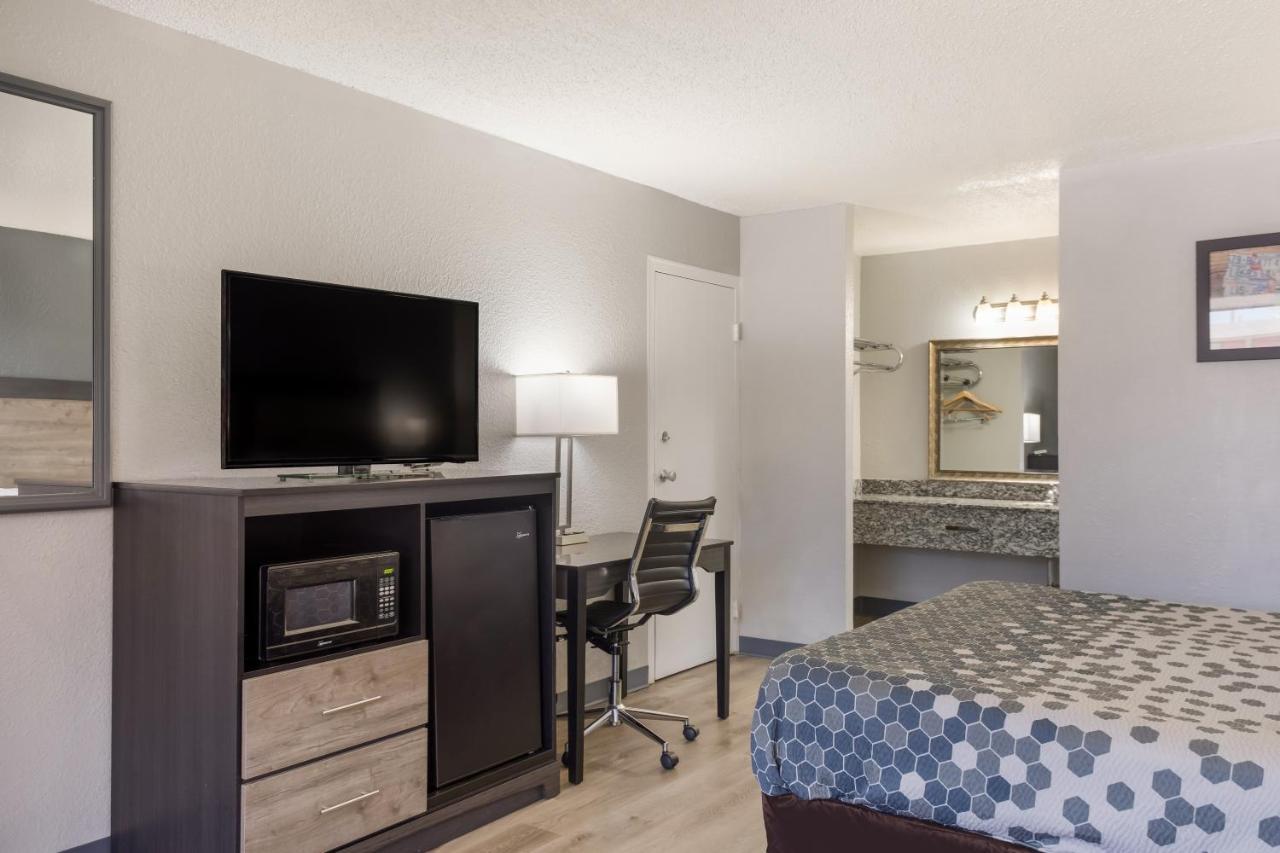 Econo Lodge Cave City Esterno foto