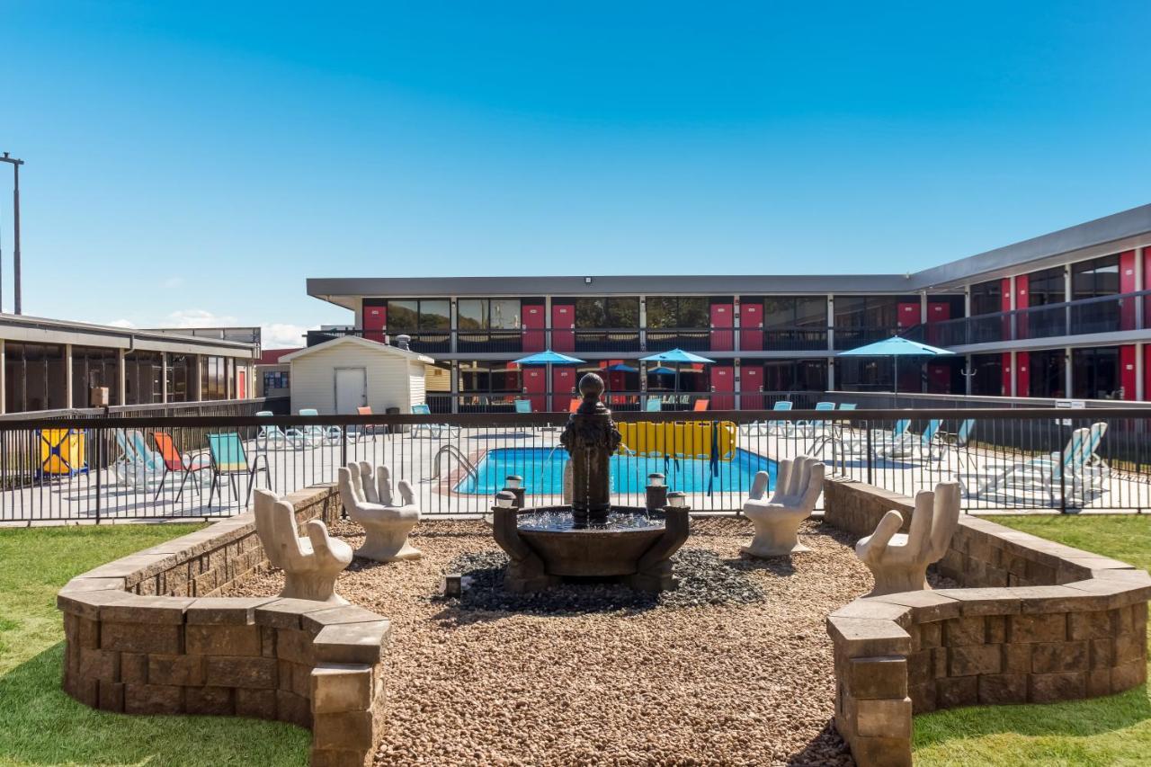 Econo Lodge Cave City Esterno foto