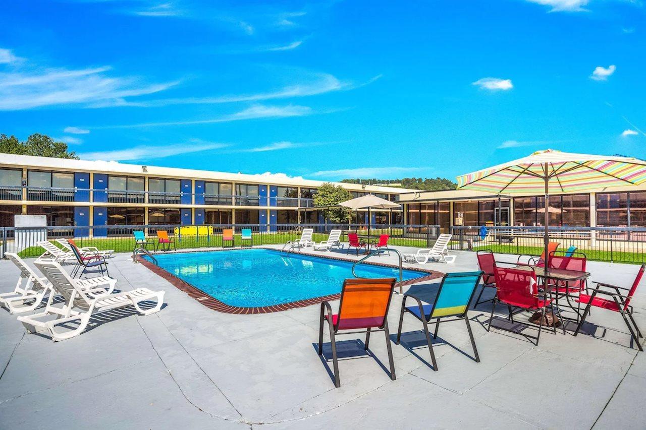 Econo Lodge Cave City Esterno foto