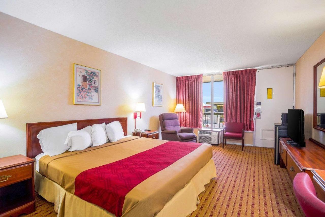 Econo Lodge Cave City Esterno foto