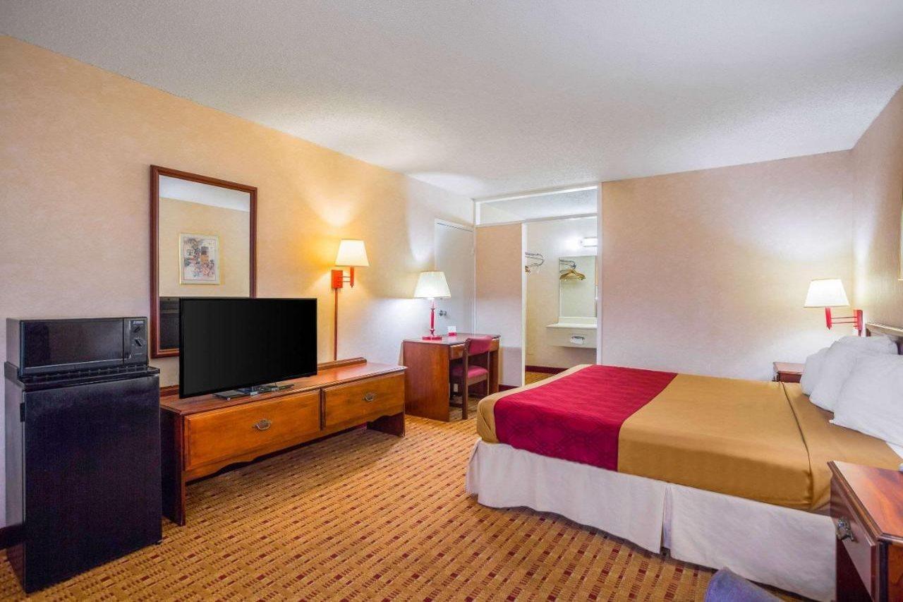 Econo Lodge Cave City Esterno foto