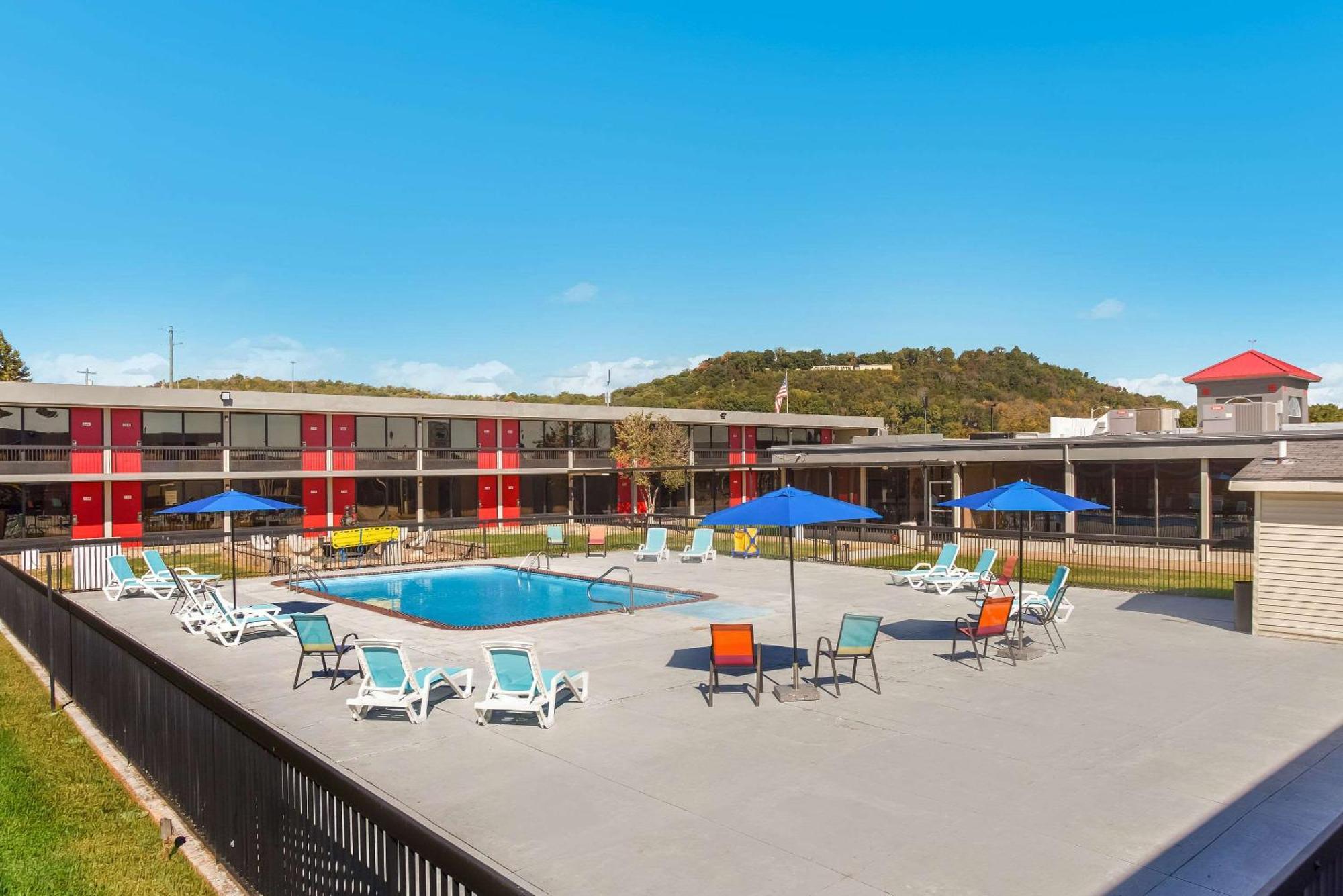 Econo Lodge Cave City Esterno foto