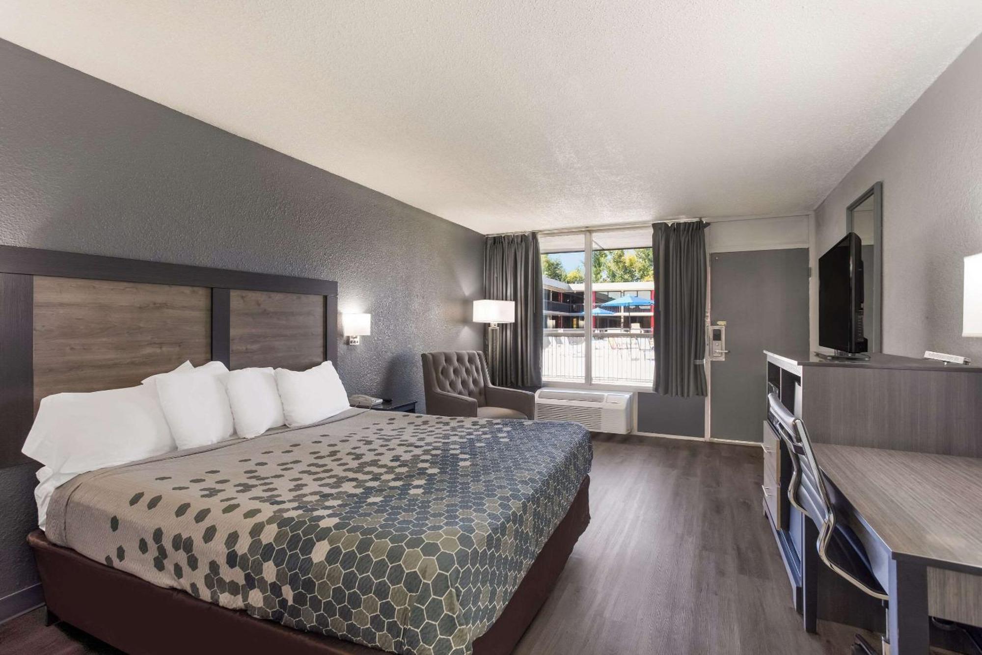 Econo Lodge Cave City Esterno foto